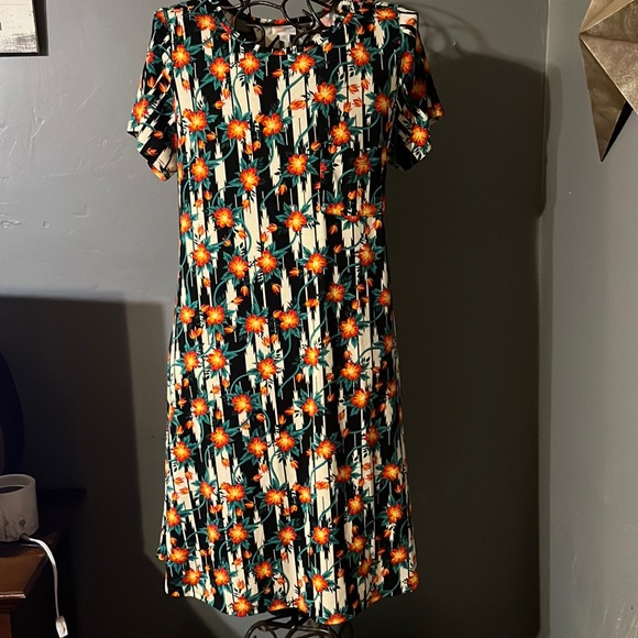 NWT Lularoe Hi-Lo dress in orange/green print on black/cream background. Sz XL. - Picture 1 of 6